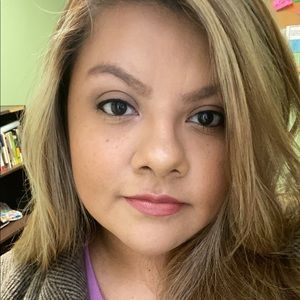 Meet your Posher, Leslie